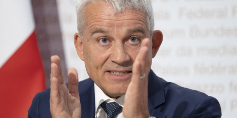 «Neue rechtliche Unsicherheiten»: Justizminister Beat Jans erläutert in Bern vor den Medien, weshalb der Bundesrat die Kompass-Initiative zur Ablehnung empfiehlt.