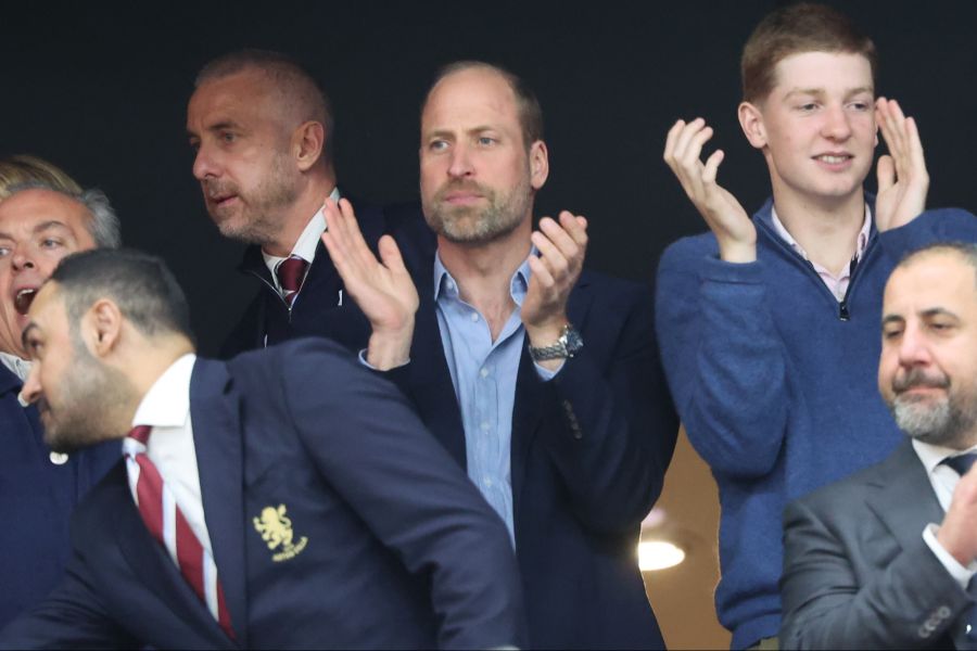 Auf der Tribüne verfolgte auch Prinz William die Partie.