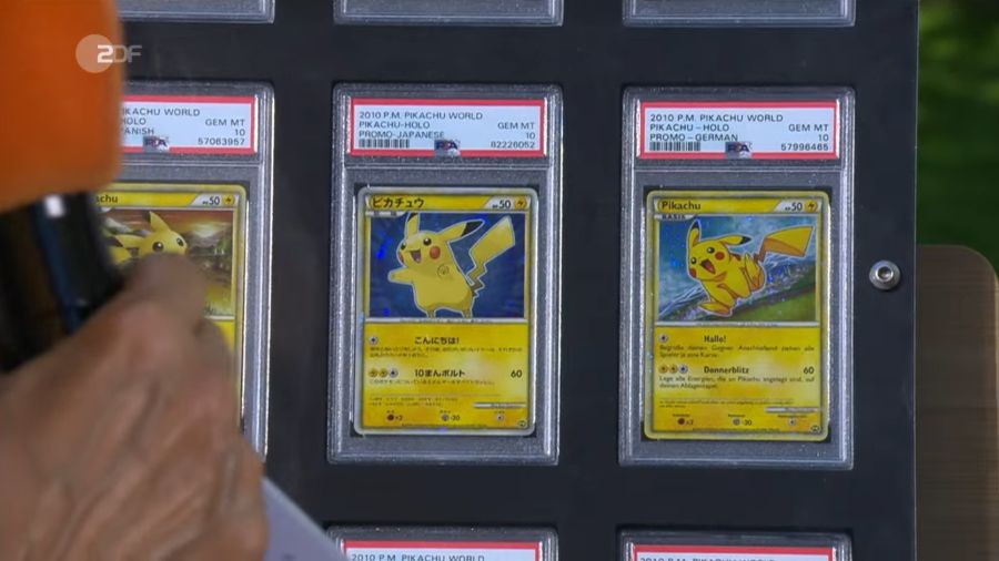 Die japanische Spielkarte deutet die Moderatorin fälschlicherweise als die chinesische.