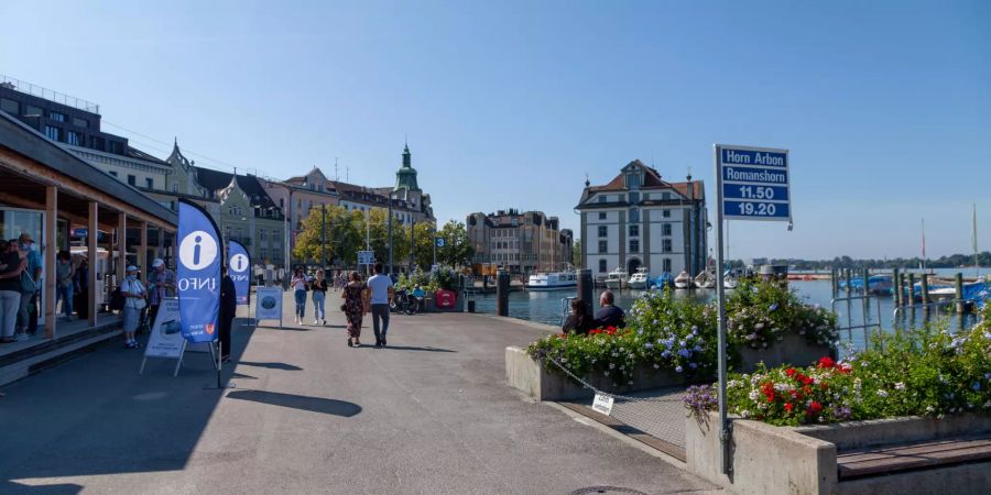 Die Schiffsstation und das Kornhaus in Rorschach.