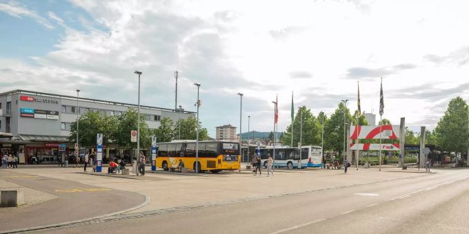 Bahnhofplatz in Wil (SG). Bahnhofplatz in Wil (SG).