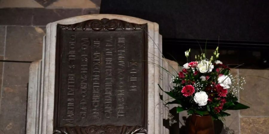 Grab von Martin Luther in der Wittenberger Schlosskirche