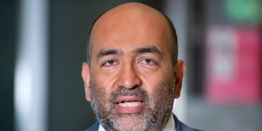Omid Nouripour ist der erste, der seine Kandidatur für den Parteivorsitz der Grünen offiziell erklärt. Foto: Bernd von Jutrczenka/dpa