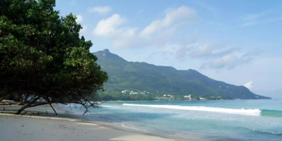 Die Seychellen sowie Anguilla und Dominica werden nun «Annex II» der Liste der Steueroasen aufgeführt - sie steht für Gebiete, die in Steuersachen nicht kooperieren, aber Reformen versprochen haben. Foto: picture alliance / dpa