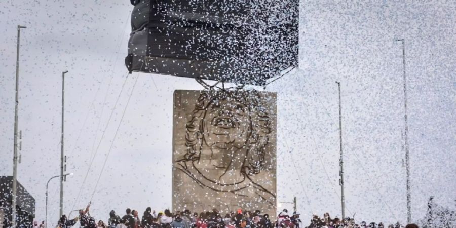 Denkmal für Maradona in Santa Clara del Mar in Argentinien