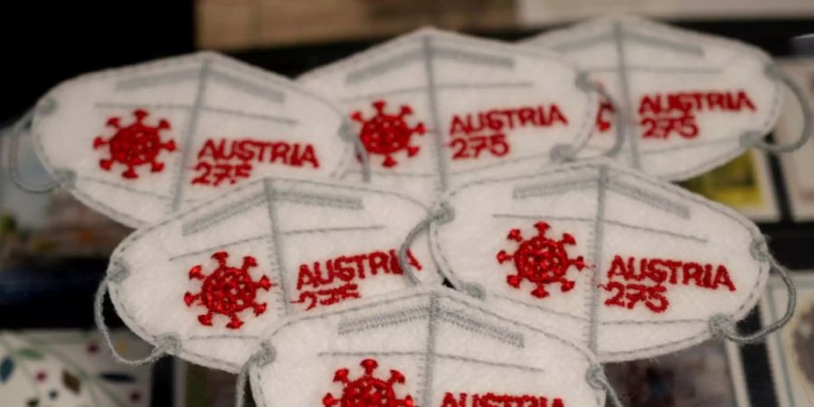 Sonderbriefmarken in Maskenform in Österreich