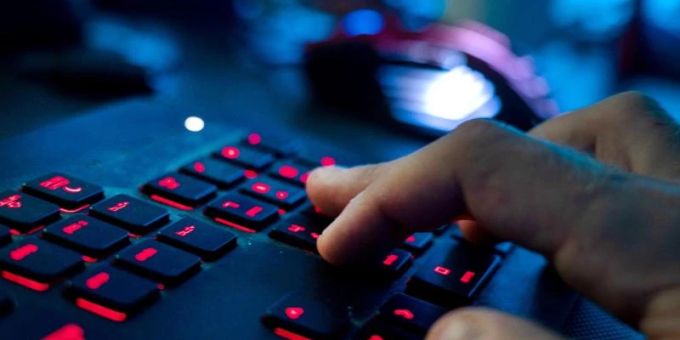 Dem Bundesverband der Energie- und Wasserwirtschaft zufolge wurden in Deutschland zuletzt mehr Cyberangriffe verzeichnet. Foto: Nicolas Armer/dpa/Illustration Dem Bundesverband der Energie- und Wasserwirtschaft zufolge wurden in Deutschland zuletzt mehr Cyberangriffe verzeichnet. Foto: Nicolas Armer/dpa/Illustration