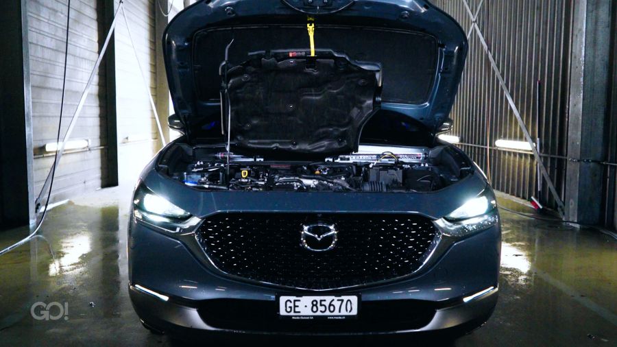 Der Mazda CX-30 mit dem Skyactiv-X Motor.