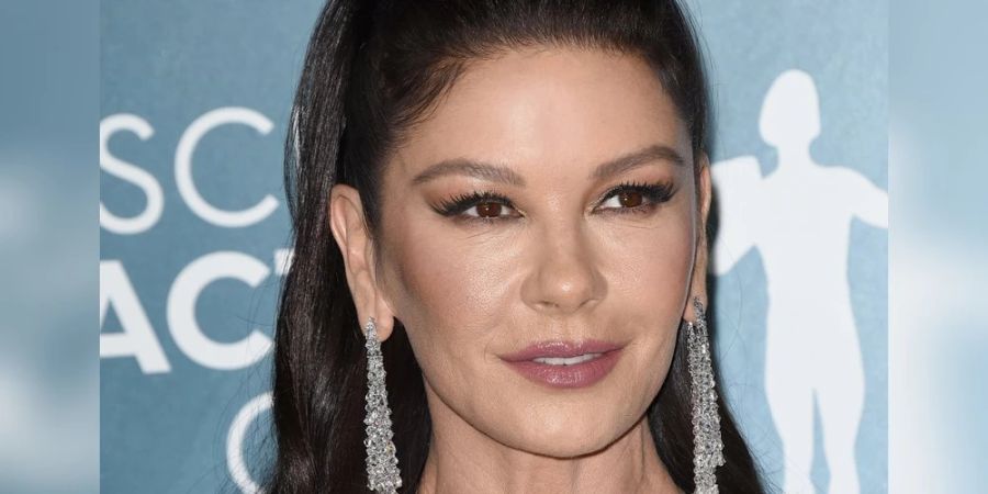 Catherine Zeta-Jones geht wieder in Serie.