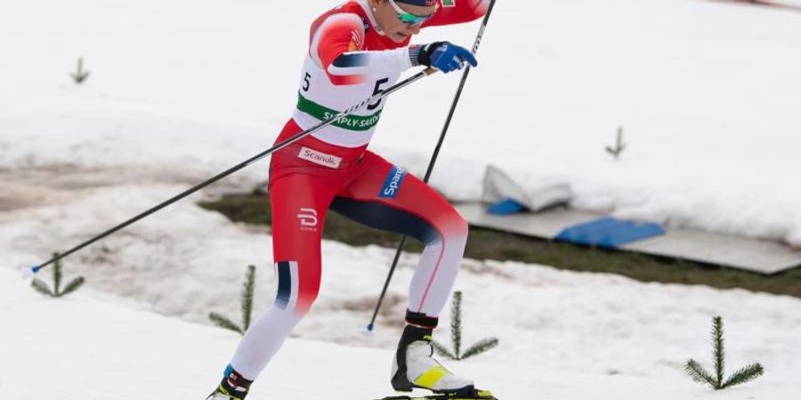 Die Norwegerin Maiken Caspersen Falla hat den Sprint-Weltcup in Drammen gewonnen. Foto: Sebastian Kahnert/dpa-Zentralbild/dpa