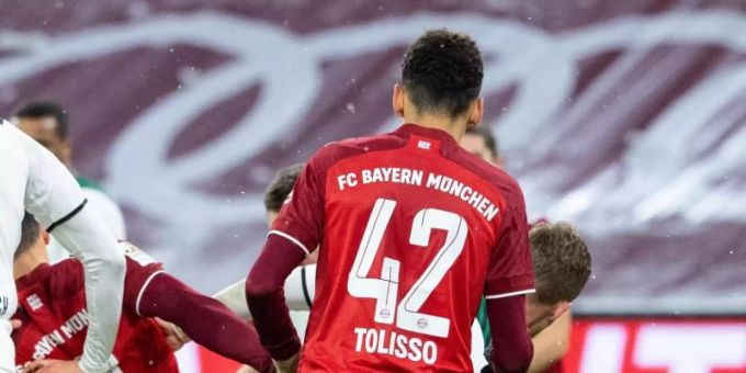 Sorgte mit seinem Spieldress beim Rückrundenstart für Verwirrung: Bayerns Jamal Musiala. Foto: Sven Hoppe/dpa Sorgte mit seinem Spieldress beim Rückrundenstart für Verwirrung: Bayerns Jamal Musiala. Foto: Sven Hoppe/dpa