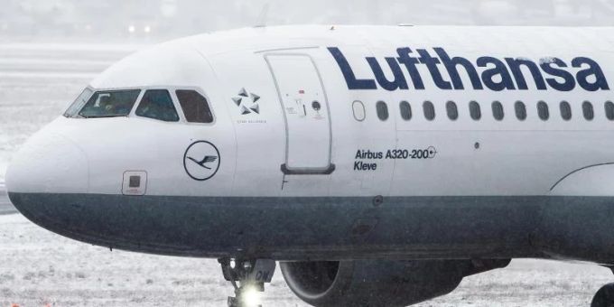 Die Lufthansa verzichtet bei ihrer Kernmarke darauf, Piloten zu entlassen. Foto: Silas Stein/dpa Die Lufthansa verzichtet bei ihrer Kernmarke darauf, Piloten zu entlassen. Foto: Silas Stein/dpa