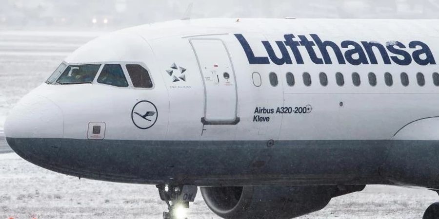 Die Lufthansa verzichtet bei ihrer Kernmarke darauf, Piloten zu entlassen. Foto: Silas Stein/dpa