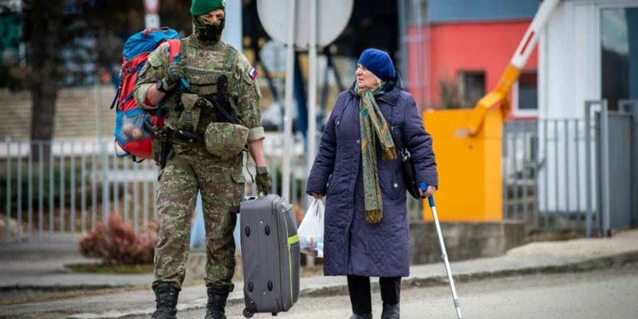 Szene an der slowakisch-ukrainischen Grenze