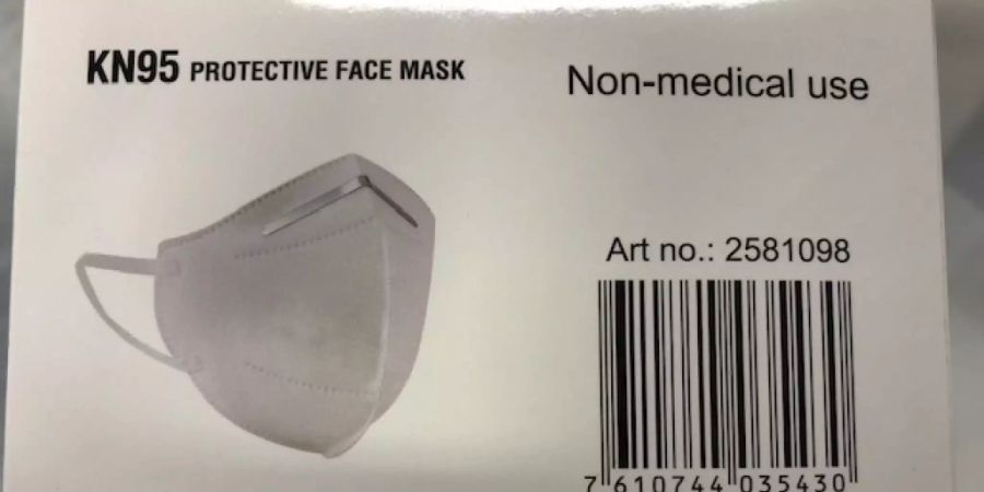 Kundinnen und Kunden sind gebeten, diese Masken nicht mehr zu verwenden.