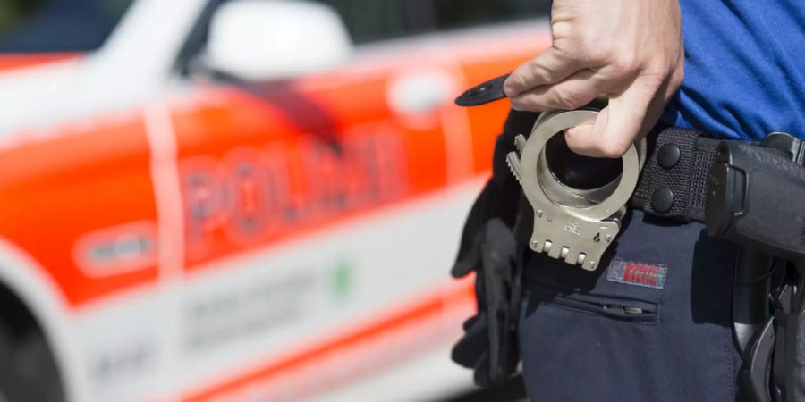 Benken SG: Fahrunfähig Selbstunfall verursacht