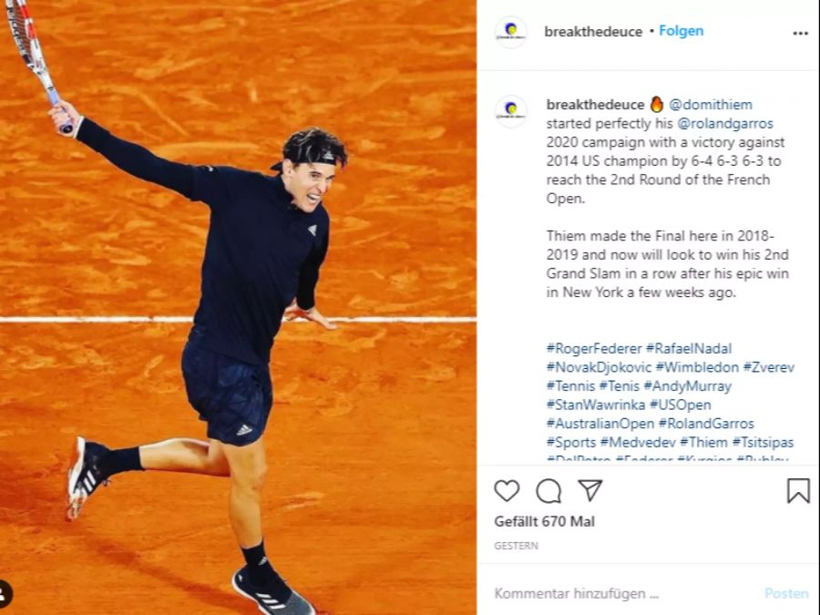 Dominic Thiem setzt auf lange schwarze Ärmel.