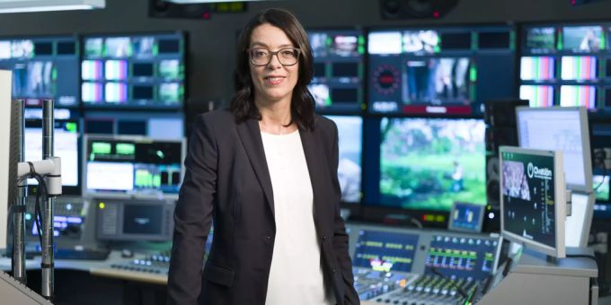 SRF-Direktorin Nathalie Wappler stellte gestern Donnerstag das neue Projekt «SRF 2024» vor. Nach diesen Plänen wird «ECO» gestrichen. Nathalie Wappler SRF