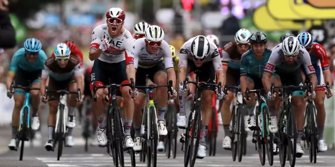 Viele Stürze - Norweger Kristoff gewinnt erste Tour-Etappe in Nizza