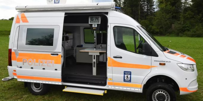 Kantonspolizei AR: - Neues Einsatzleitfahrzeug