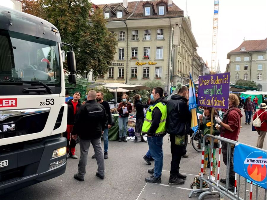 Der Bundesplatz ist von den Klimaaktivisten besetzt.