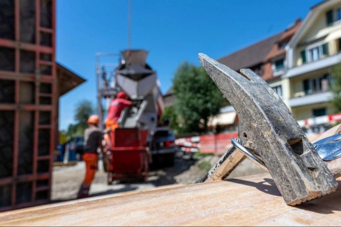 Intensivbauphase beim Bahnhof Wabern