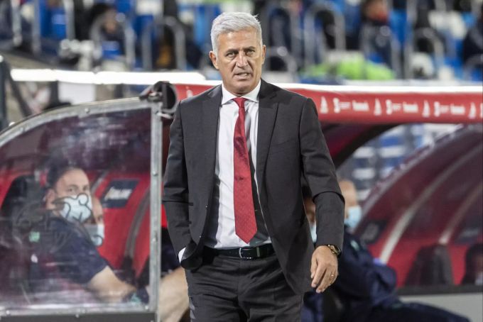 Vladimir Petkovic, Trainer der Schweizer Nati, beim Spiel gegen Spanien in der Nations League. Vladimir Petkovic Schweizer Nati
