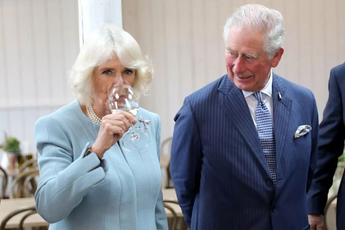 King Charles und seine Gattin Camilla. charles