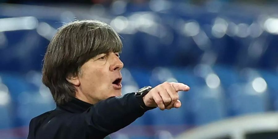 Bundestrainer Joachim Löw muss mit dem DFB-Team in die Ukraine reisen. Foto: Christian Charisius/dpa