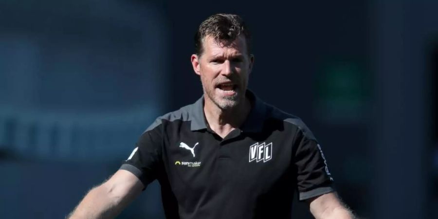 Hofft beim Derby gegen Hannover 96 auf ein volles Stadion: Marco Grote, Trainer vom VfL Osnabrück. Foto: Daniel Karmann/dpa