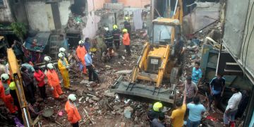 Building collapse in Mumbai after heavy rainfall