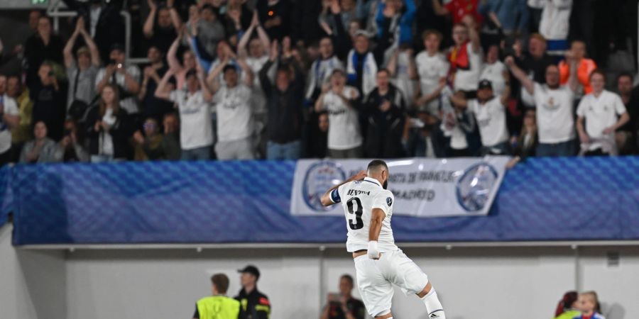 Real-Stürmer Karim Benzema jubelt über sein Tor zum 2:0 im UEFA-Supercup gegen Eintracht Frankfurt.