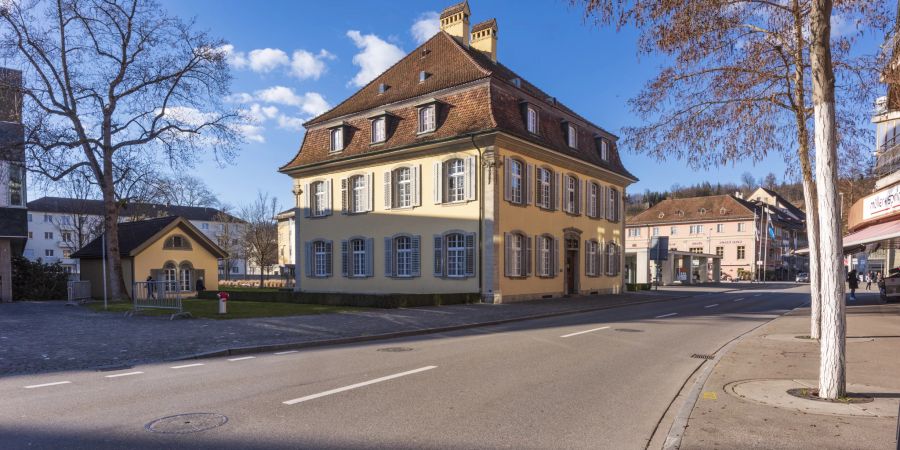 Das Stadthaus in Brugg ist Sitz des Stadtrates und der Stadtverwaltung.