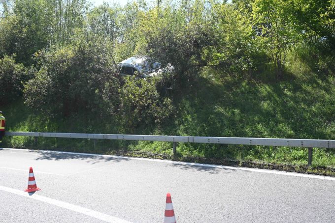 Die Autolenkerin war alkoholisiert. Die Autofahrerin war alkoholisiert.