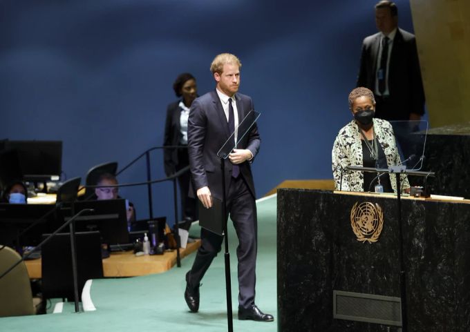 Prinz Harry kritisierte, bei einer Rede vor den Vereinten Nationen, die Entscheidung des Supreme Courts, Abtreibungen illegal zu machen. Schwangerschaftsabbruch