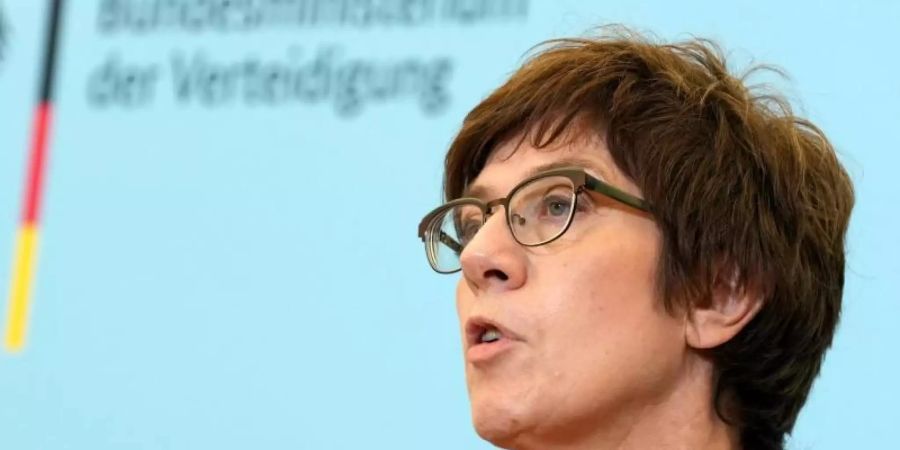 Annegret Kramp-Karrenbauer (CDU), Bundesministerin der Verteidigung. Foto: Kay Nietfeld/dpa-Pool/dpa