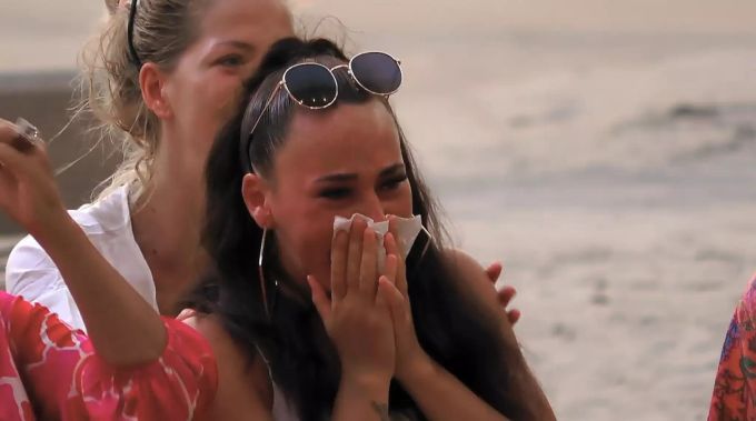 «Kampf der Realitystars»: Alessia bricht in Tränen aus. «Kampf der Realitystars»