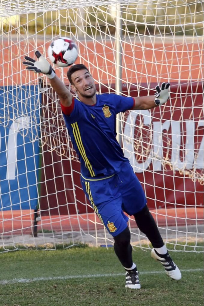Sergio Rico war bisher zweiter Torhüter der Pariser. Frankreich Ligue 1