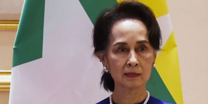 Die Politikerin Aung San Suu Kyi hat im Prozess gegen sie auf nicht schuldig plädiert. Suu Kyi
