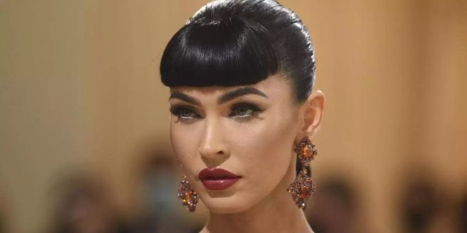 Megan Fox bei der diesjährigen Met-Gala. Foto: Evan Agostini/Invision via AP/dpa Megan Fox bei der diesjährigen Met-Gala. Foto: Evan Agostini/Invision via AP/dpa