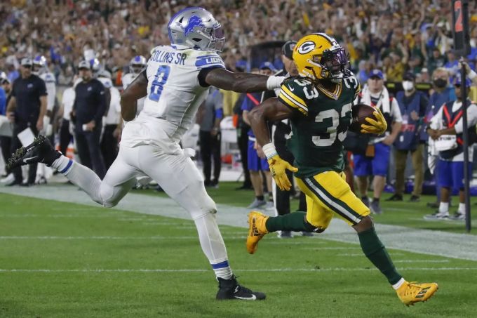 Running Back Aaron Jones konnte von Detroit kaum gestoppt werden. aaron Jones