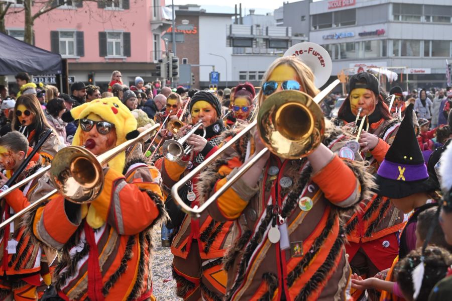 Begleitet wurde das Spektakel von viel Musik.