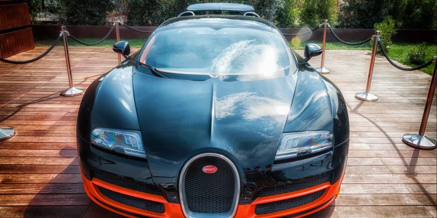 Bugatti Veyron, Hypercar