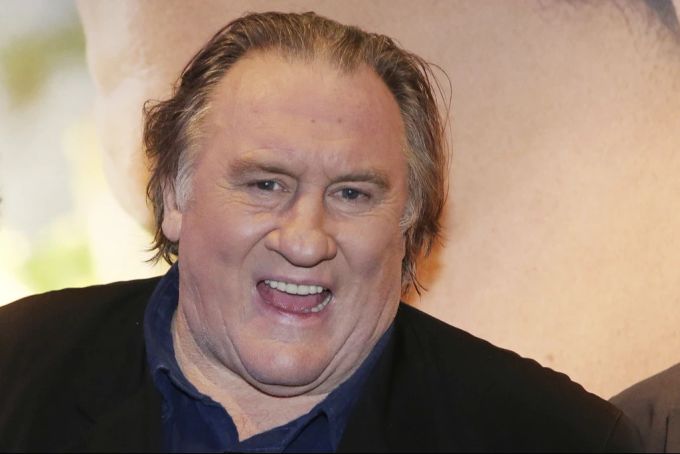 Gérard Depardieu muss sich wieder wegen Vergewaltigung vor Gericht behaupten. gérard depardieu vergewaltigung