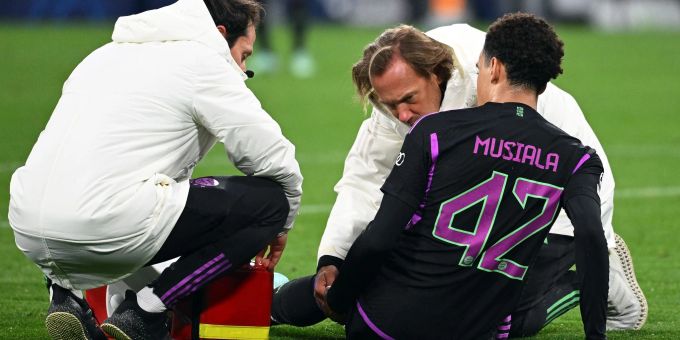 Jamal Musiala wird dem FC Bayern und dem DFB-Team vorerst fehlen. Jamal Musiala Bayern München