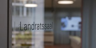 Baselbieter - Landrat will keine S-Bahn-Haltestelle beim Zoo Basel Baselbieter - Landrat will keine S-Bahn-Haltestelle beim Zoo Basel