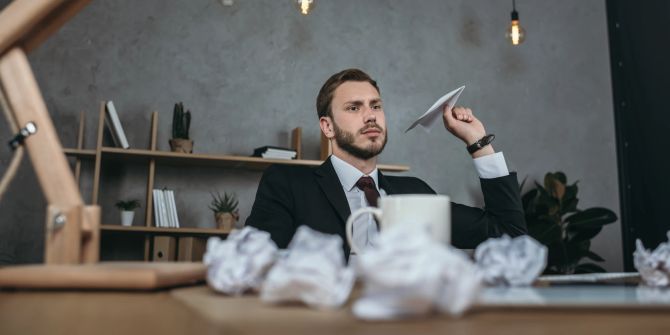 Mann, Büro, Langeweile, Boreout