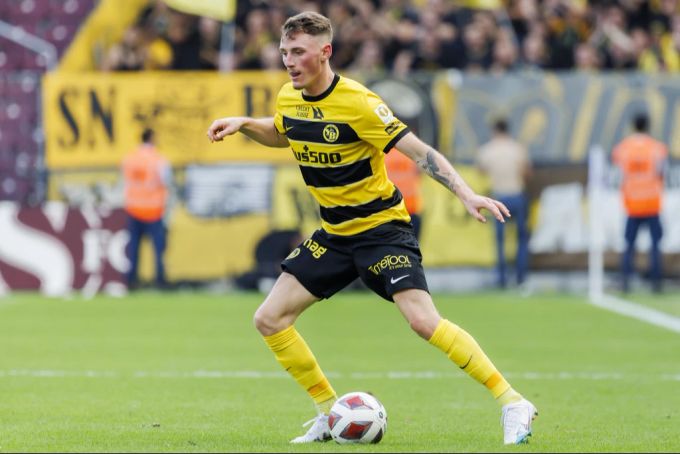 Noah Persson im Einsatz für YB. In er Länderspielpause war er für Schweden im Einsatz. YB