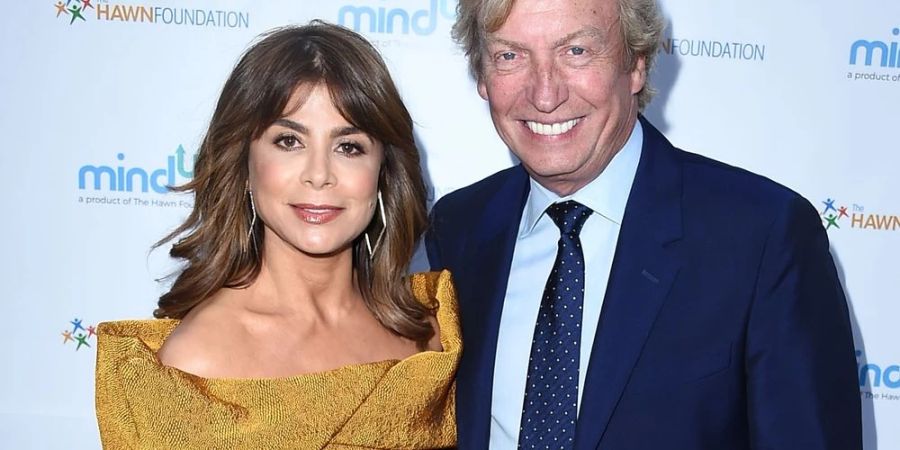 Paula Abdul und Nigel Lythgoe arbeiteten in mehreren Produktionen über mehrere Jahre hinweg zusammen.