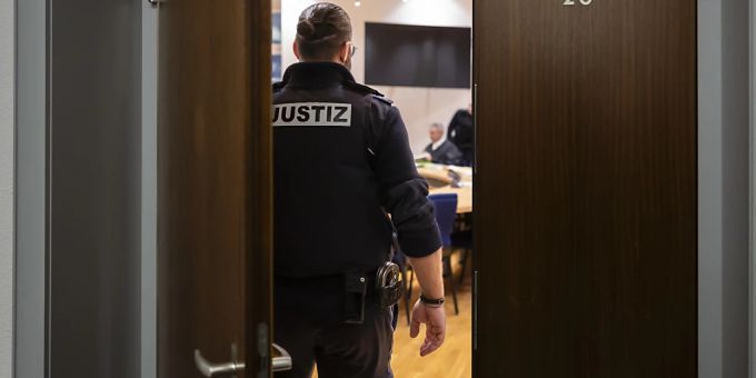 Am Landgericht Waldshut-Tiengen (D) hat der Prozess gegen einen 39-jährigen Mann aus Lettland begonnen. (Archivbild) Prozess Waldshut-Tiengen (D)